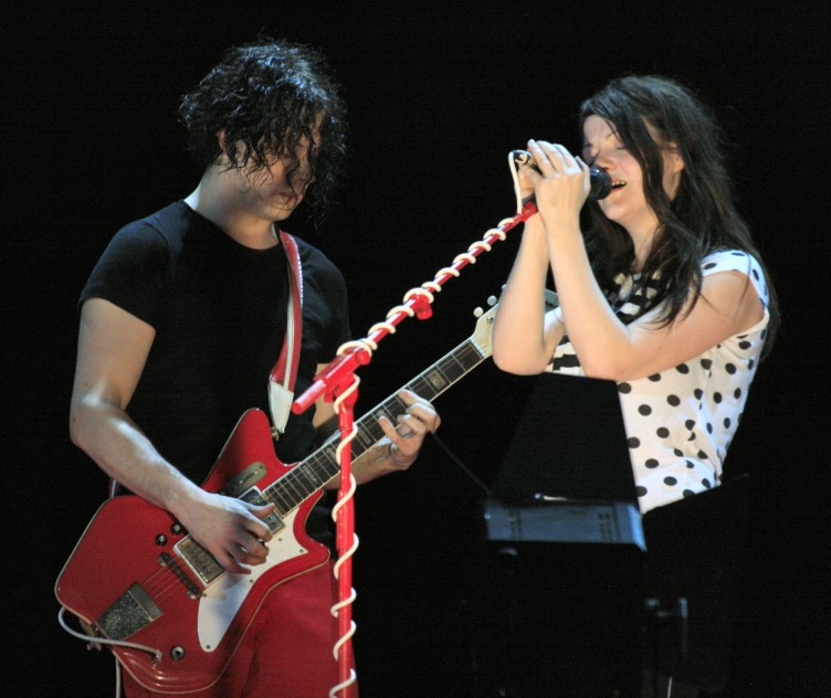 Портрет The White Stripes